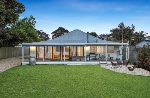 Jam Jerrup House | Foreshore Sunset Retreat