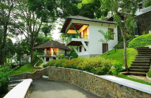 Pirmed Resort | Forest Canopy Thekkady