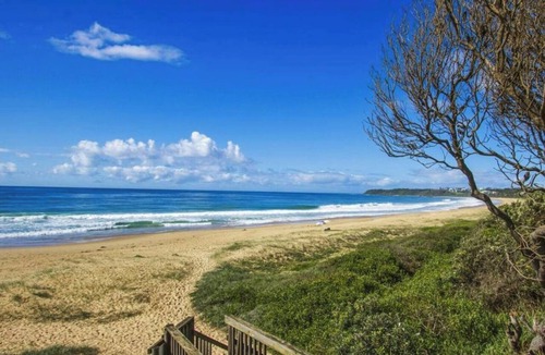 Rainbow Flat Cottage | Forster Escape- Mins from pristine beaches
