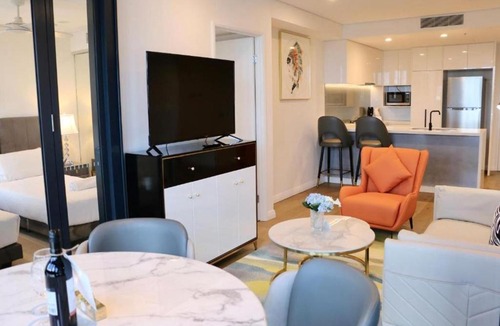 Fortitude Valley Apartment | Fortitude Valley Pool Sauna Gym