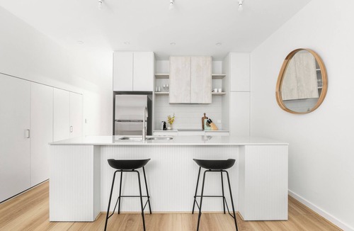Bowden Apartment | Foundry Lane Apartments by Urban Rest
