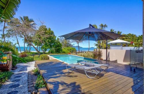 Wongaling Beach House | Frangipani Place