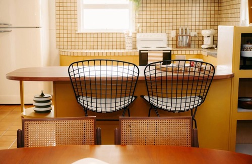 Fawcetts Plain House | Frank's Place – Mid-Century Farmhouse & Horse Riders’ Haven