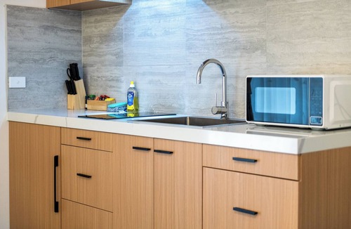 Frankston Hotel | Frankston Bay Motel