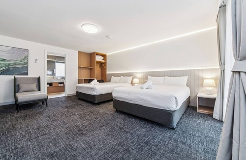 Frankston Hotel | Frankston Bay Motel
