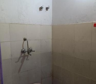 Delhi Hostel | Frazyone Hostel