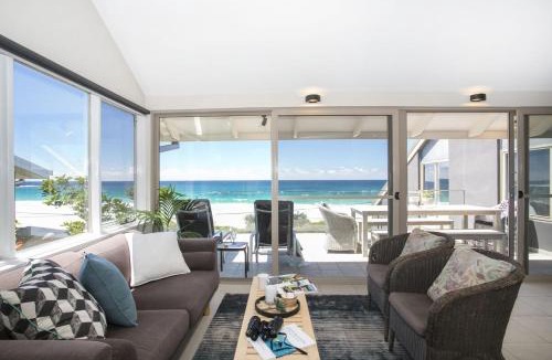 Mollymook Beach House | Free night! Pay for 3 stay for 4