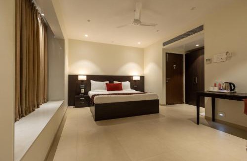 Nashik Hotel | Freesia Residency by Express Inn