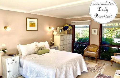 Moss Vale Bed & Breakfast | French Provincial The Garden Suite at Chapmans with Breakfast & Pets