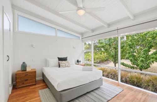 Howrah House | Fresh Coastal Home with Views