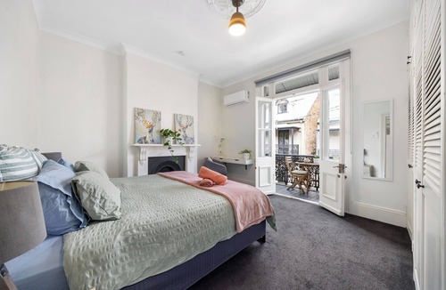 Ultimo House | Fresh Green 4BR3BA Harborside Retreat by Palm&Vine