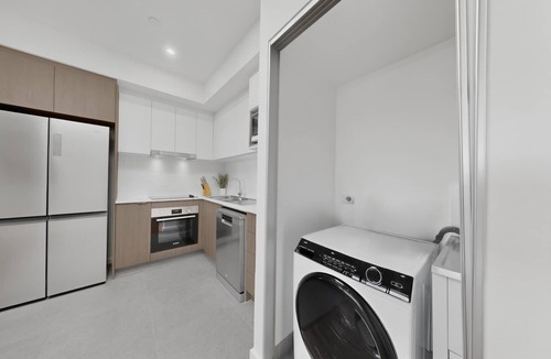 Cannington Apartment | Freshly Built 2 Bed Apartment in Central Location