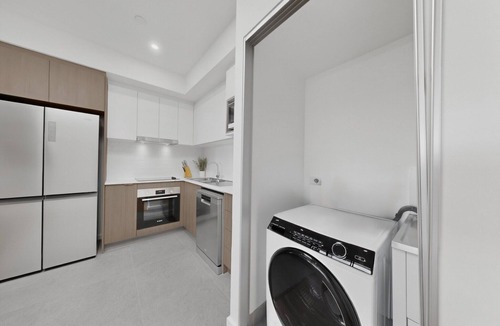 Cannington Apartment | Freshly Built 2 Bed Apartment in Central Location