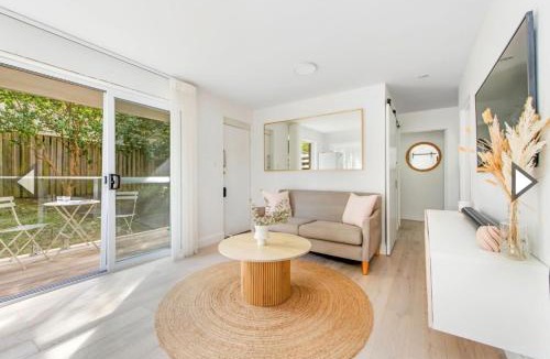 Freshwater Apartment | Freshwater Coastal Retreat 3BR Apartment