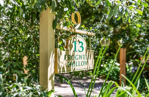 Stirling House | FROGWELL HOLLOW immerse into an idyllic fairytale!