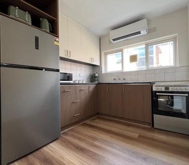 St. Kilda East Apartment | Fulton Flow Resort Apartment