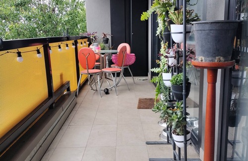 Preston Apartment | Funky 1 Bedroom / studio in awesome Preston. Very close to Tram and Trains