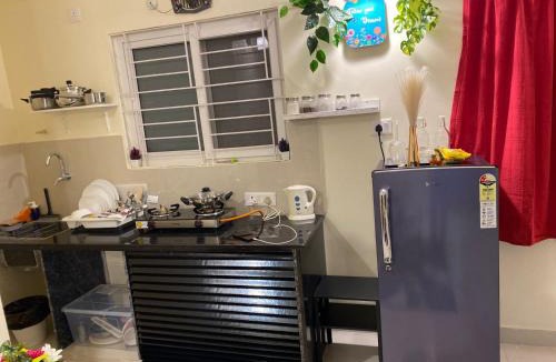 Gachibowli Apartment | Gachibowli ' House of Color's Susi Stays-303 1 BHK