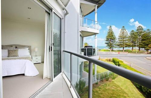 Victor Harbor Apartment | Gallery 7 - Town Centre - Wi-Fi - Linen Included