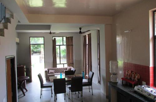 Roychak Apartment | Ganga Kutir Oak Villa on Raichak
