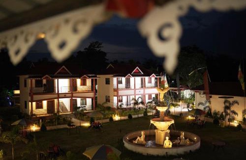 Neora Hotel | Gangotri Resort