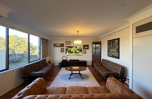 City West Apartment | Garden Gallery - Tranquil Luxury Retreat