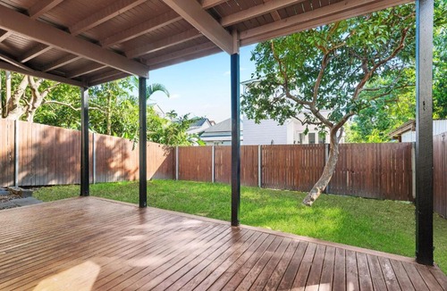 West End Apartment | Gargoyle House - Spacious West End Home with Yard