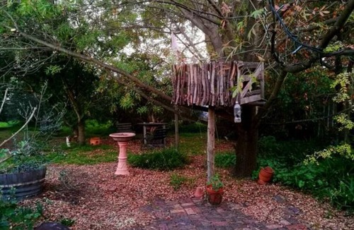 Stawell House | Gariwerd /Grampians Miners Cottage Stawell