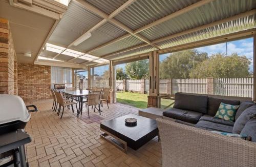 Abbey House | Gem on Jones
