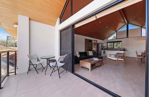 Applecross Apartment | Generous Riverside Living*3BR Swan River*Heathcote Park*