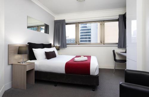 Brisbane Central Business District Hotel | George Hotel Brisbane, Independent Collection by EVT