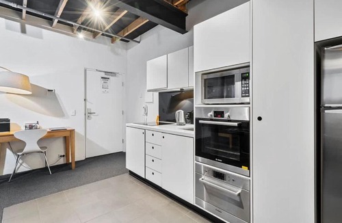 Sullivan's Cove Apartment | Gibson Mill waterfront warehouse apartment - 202