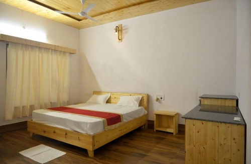 Rudrapur Hotel | Gill Resort