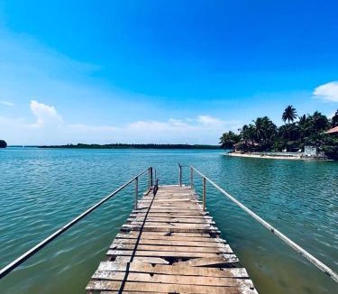 Tonse West Cabin | Glasswater by THE BACKWATER HOMESTAY