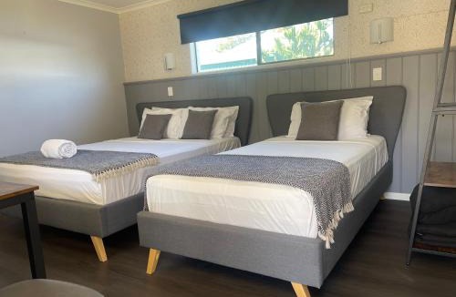 Gladstone Hotel | Glenlyon Lodge - Gladstone