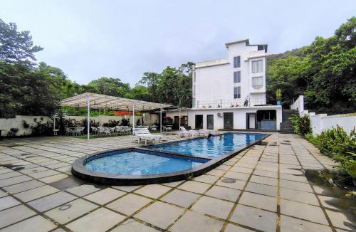 Arpora Apartment | Goa Courtyard