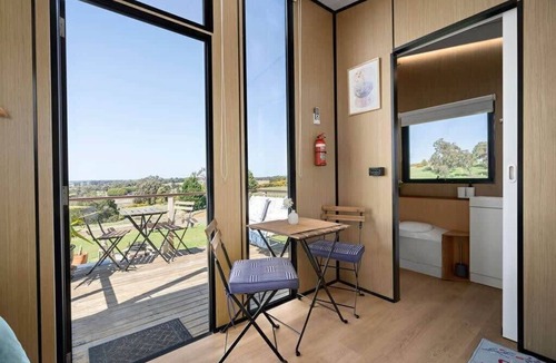Ross Creek House | Gold Meadows by Tiny Away