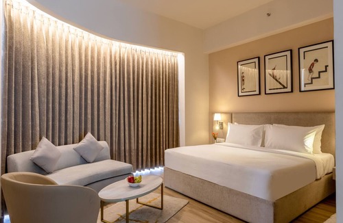 Gurugram Hotel | Golden Tulip Gurugram - Sector 80