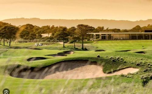 Fingal House | Golf at Moonah Links , Indoor Spa & Premium Golf Course Access