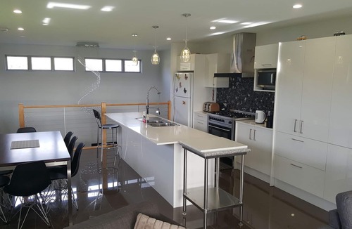 Normanville House | GOLF COURSE FRONTAGE With magnificent views,