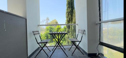 Colebee House | Golf Course Frontage House