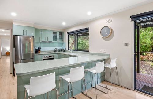 Anglesea House | Golf Edge I Backs onto golf course!