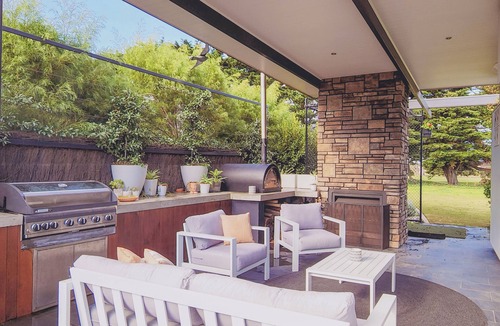 Connewarre House | Golf & Surf @ 13th Beach or bike to Barwon Heads