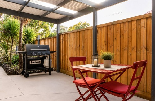 Capel Sound House | Golfside Getaway by Ready Set Stay - Neat bungalow,WIFI,linen & towels included