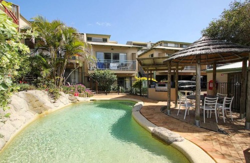 Point Lookout Apartment | GORGEOUS STUDIO + 100M TO BEACH + POOL
