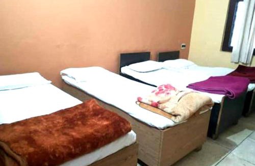 Haldwani Hotel | Goroomgo Homestay Haldwani