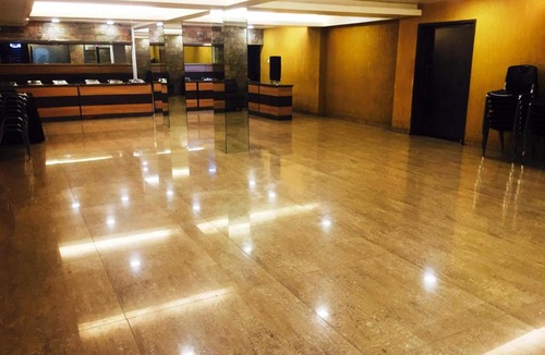 Bhopal Hotel | Grand Ashirwad Beacon