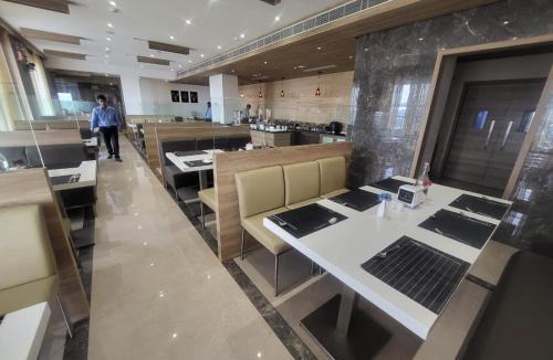 Hosur Hotel | Grand Continent Hosur A Sarovar Portico Affiliate Hotel