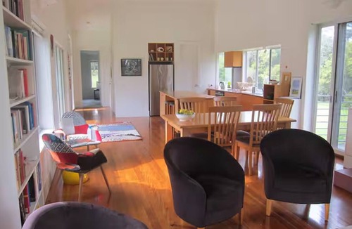 Arthurs Seat House | Grand Design on Secluded 10 Acres