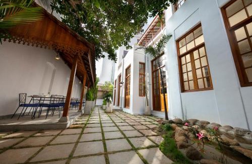 White Town Hotel | Grand Hotel D'Europe